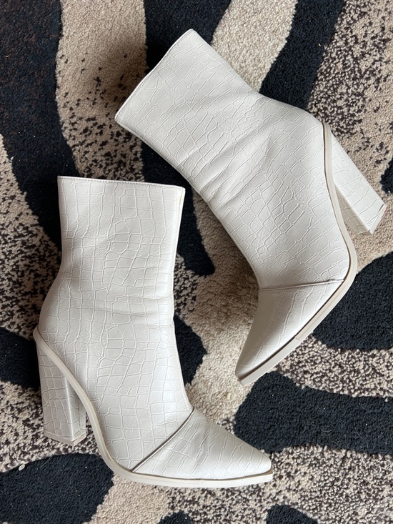 Nasty Gal Shoes - Nasty Gal Off-White Croc-Embossed Pointed Toe Block Heel Ankle Boots